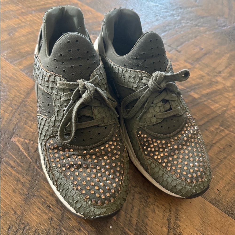 ASH Footwear Stylish Green Women’s Sneakers Shoes in Army Green with Crystals 38 - Picture 2 of 8